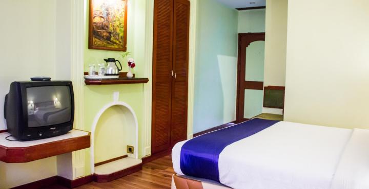 Hotel Nahar Nilgiris Уті Екстер'єр фото